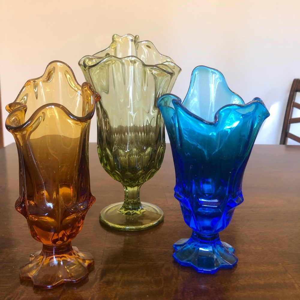 Beautiful Blue Hand Swung Vase. 8" tall. Excellent used condition.